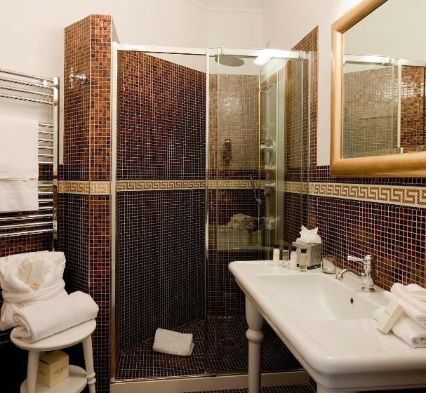 اتاق اجرایی یک تخته, Grand Hotel Rimini