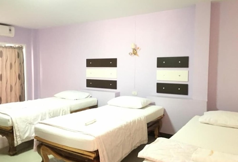 اتاق ساده سه‌ نفره, The Star Villa Resort