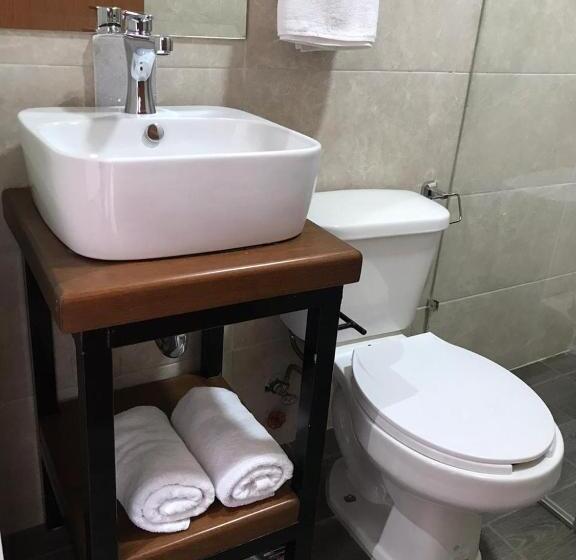 스탠다드 룸 킹사이즈 침대, Jar8 Acuario Enfrente Al Acuario De Veracruz
