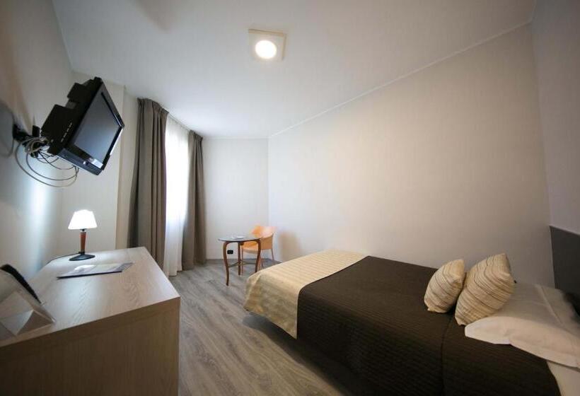 スタンダードシングルルーム, Mediterranea Hotel & Convention Center