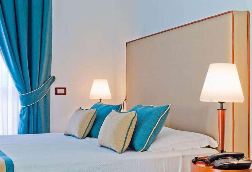 ジュニアスイート, Mediterranea Hotel & Convention Center