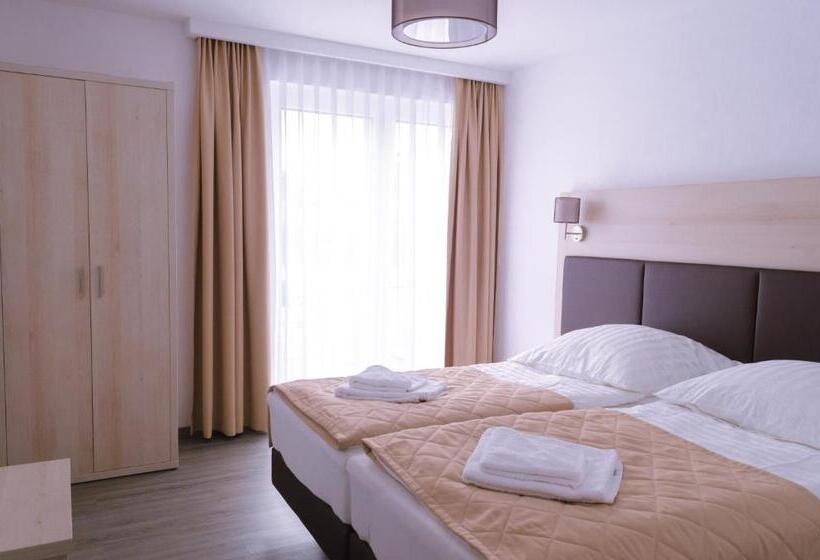 Семейный Номер, Glindower Alpen Pension