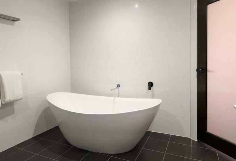 Номер Superior Кровать Кинг, The Abbey Motel Goulburn