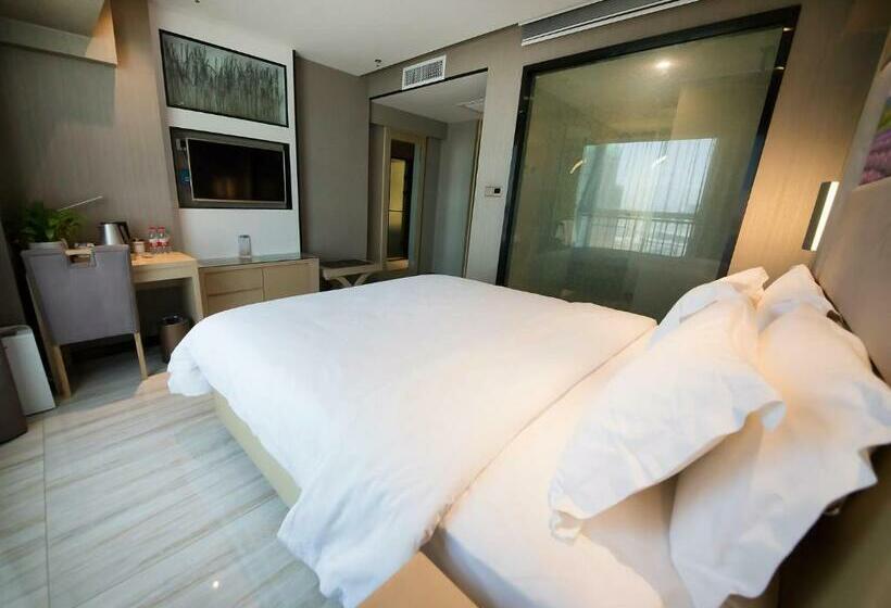 스탠다드 룸 킹사이즈 침대, Lavande Hotel Urumqi High Speed Railway Wanda Plaza