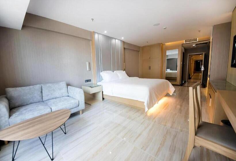 이그제큐티브 룸 킹사이즈 침대, Lavande Hotel Urumqi High Speed Railway Wanda Plaza
