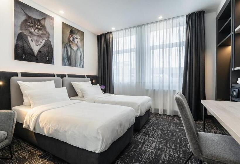 غرفة قياسية, Libarty Hotels