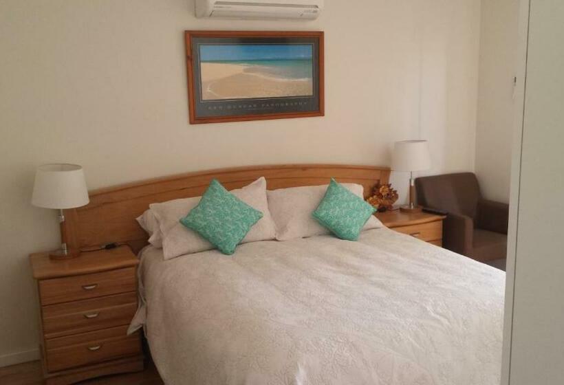 Номер Deluxe, Alexander Drive B & B