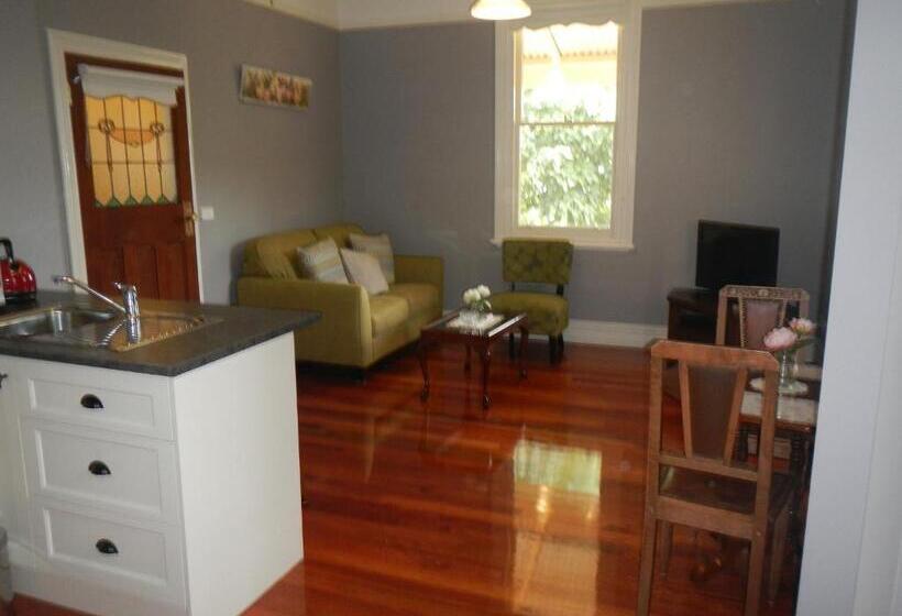 침실 3개 주택, The Oaks Lilydale Accommodation