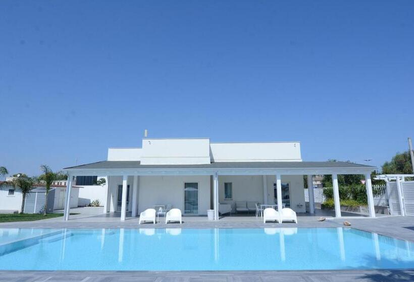 デラックスルーム, La Casa Di Frank