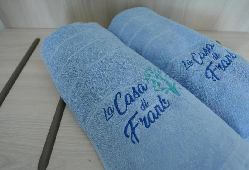 デラックスの４人部屋, La Casa Di Frank