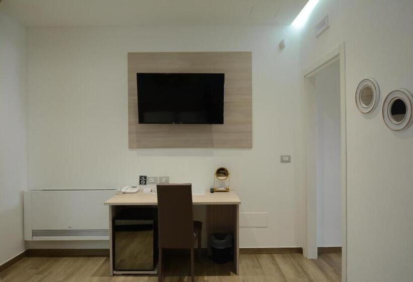 デラックスルーム, La Casa Di Frank