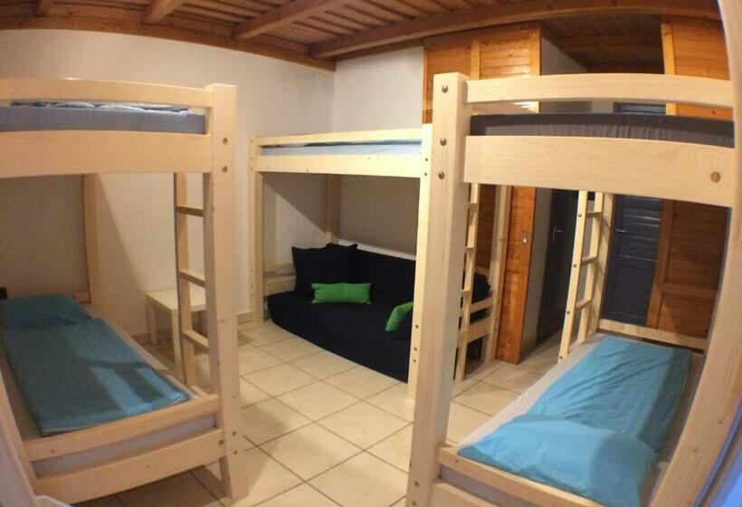 Семейный Номер, Blue Bike Hostel