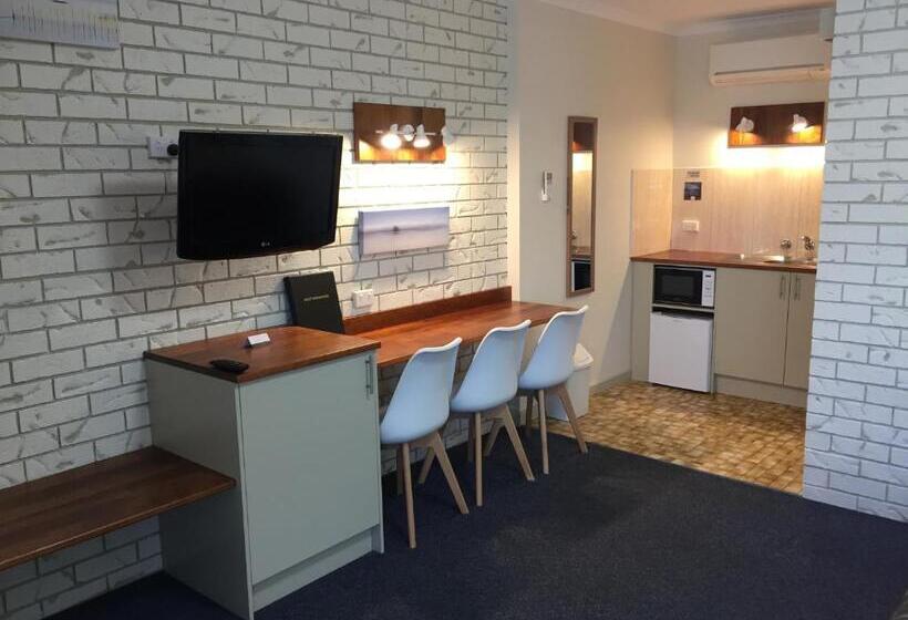 Номер Стандарт, Culcairn Motor Inn