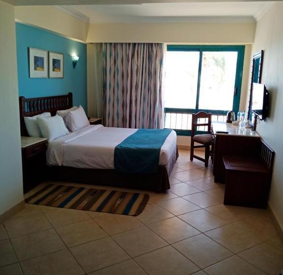 سوییت با چشم‌انداز دریا, Green Sudr Resort