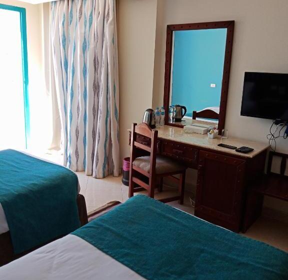 اتاق یک تخته با چشم‌انداز باغ, Green Sudr Resort