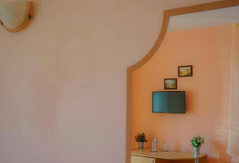 디럭스 룸, Tatyana Guest House