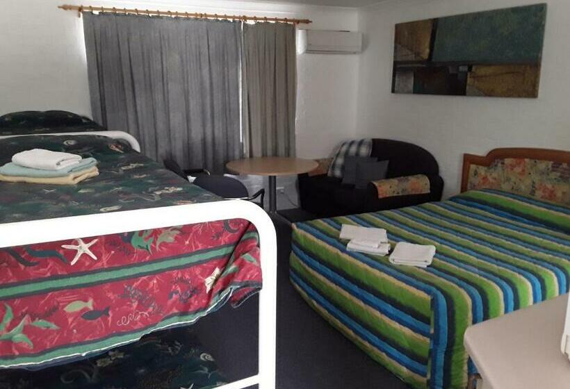 패밀리 룸, Snowdream Motel