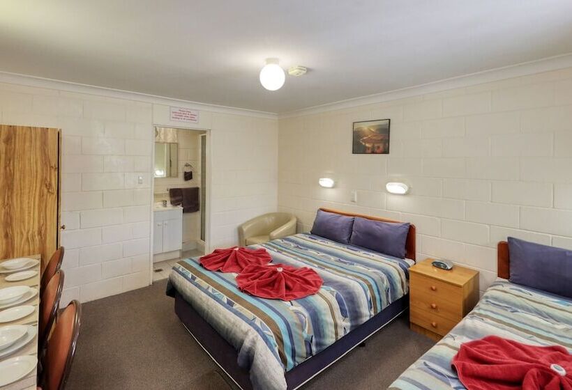 스탠다드 룸, Golden Peak Motel Peakhill
