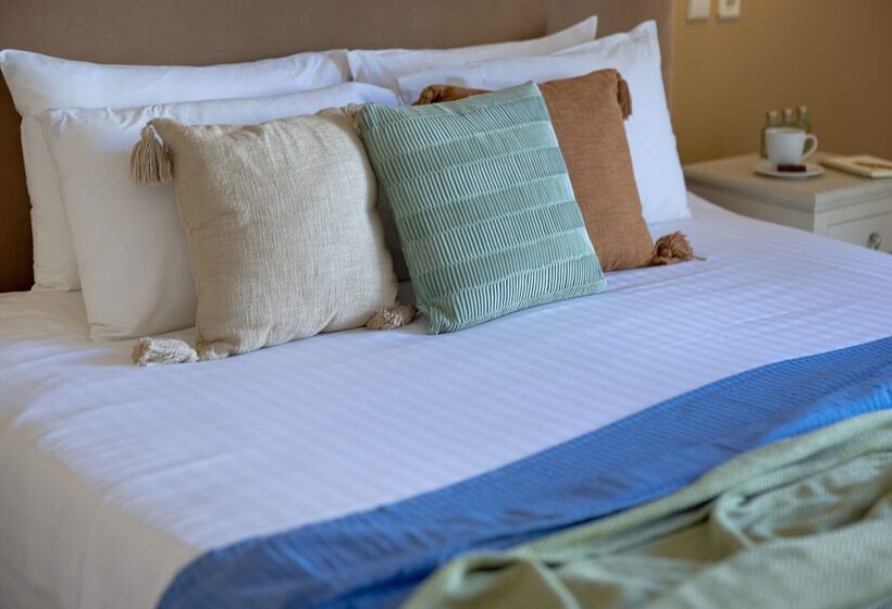 اتاق استاندارد با چشم‌انداز دریا, Giannoulis   Grand Bay Beach Resort