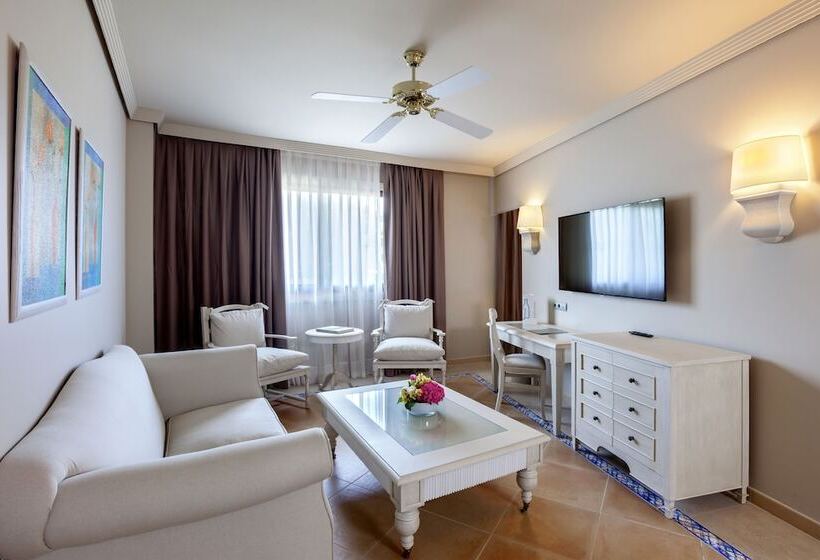 Полулюкс Клуб, Barcelo Marbella