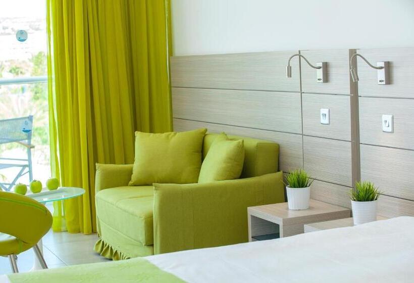 Полулюкс Вид на Море, Limanaki Beach Hotel & Suites