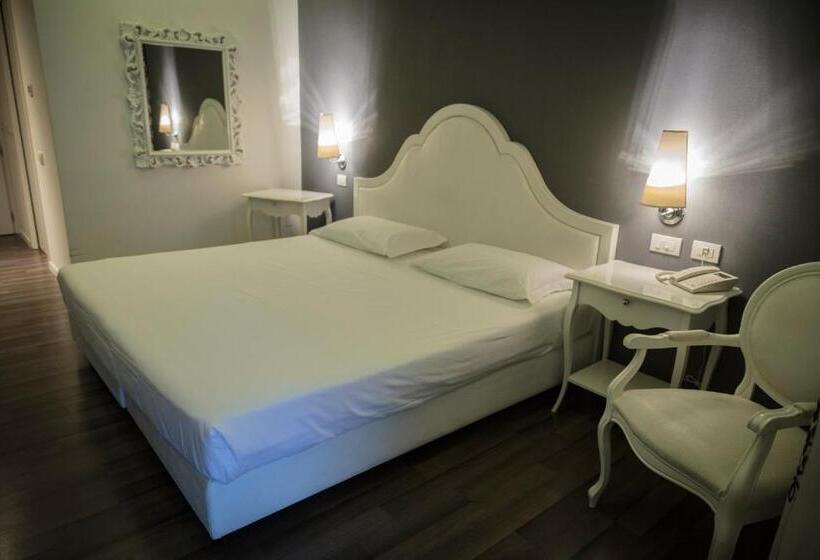 Номер Стандарт с Гидромассажем, Blue Relais Malpensa Lago Maggiore