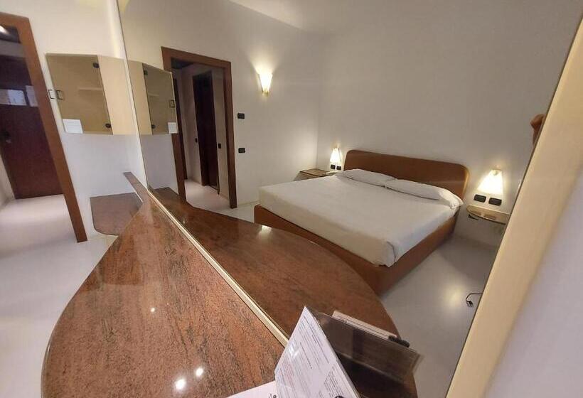 Номер Economy, Blue Relais Malpensa Lago Maggiore