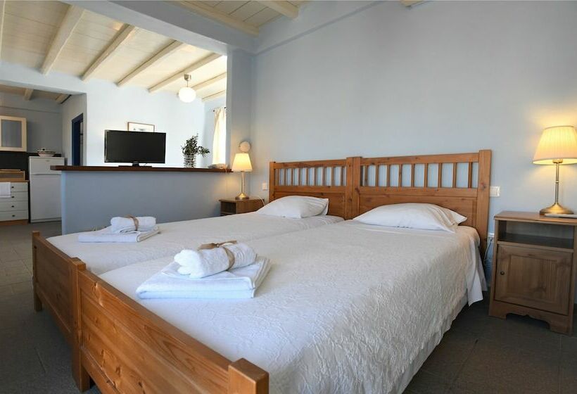 Студия Стандарт, Glafki Hotel Tinos