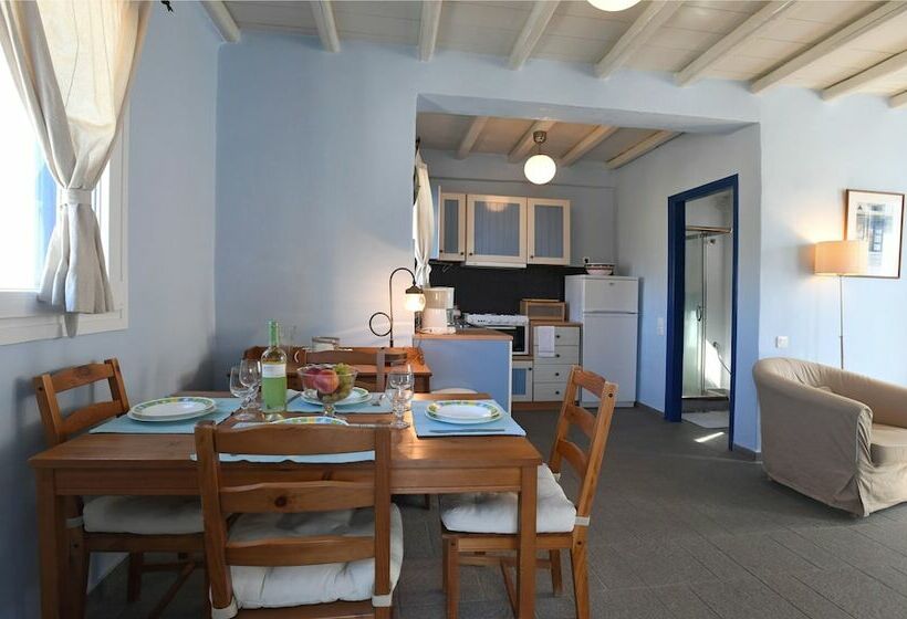 Студия Стандарт, Glafki Hotel Tinos