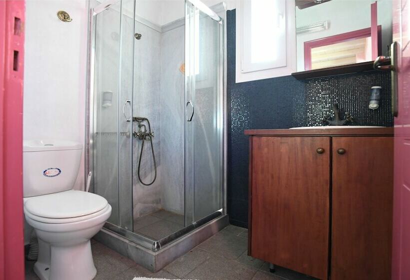 Студия Стандарт, Glafki Hotel Tinos