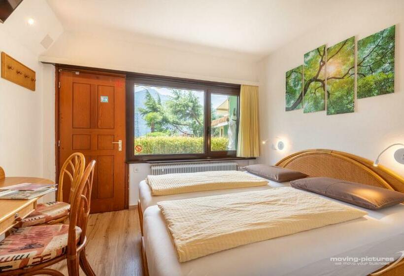 Бунгало Стандарт Вид на Сад, Bamboohouse Motel Riazzino