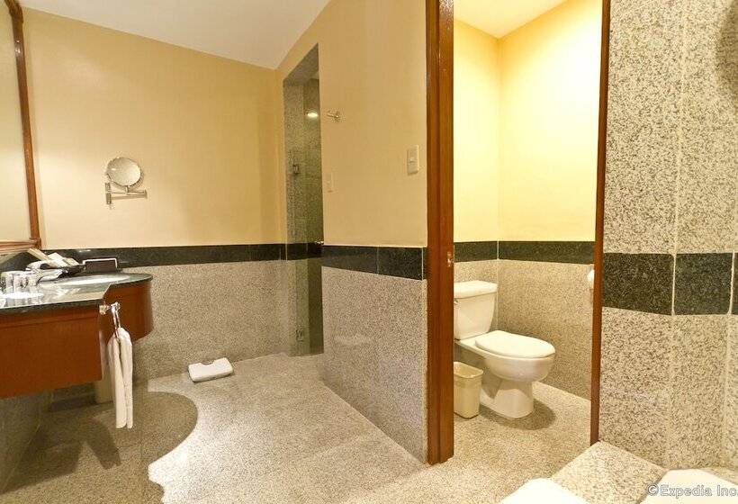 스위트, Waterfront Cebu City Hotel & Casino
