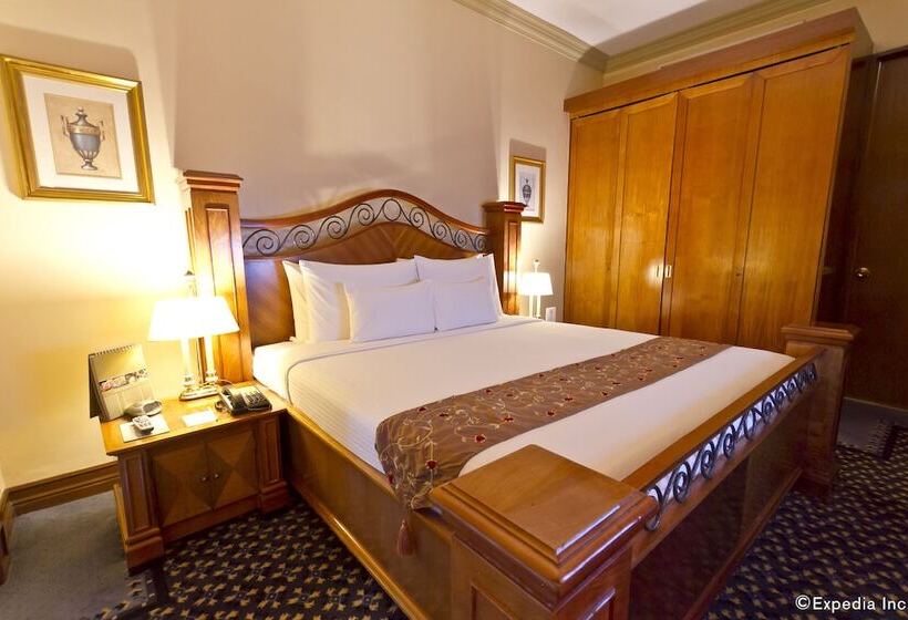 스위트, Waterfront Cebu City Hotel & Casino