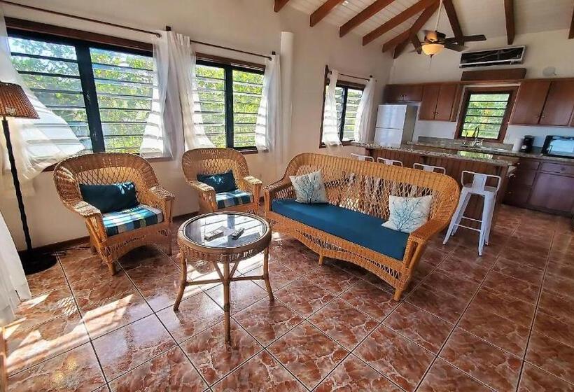 آپارتمان 2 خوابه با چشم‌انداز دریا, Maya Beach