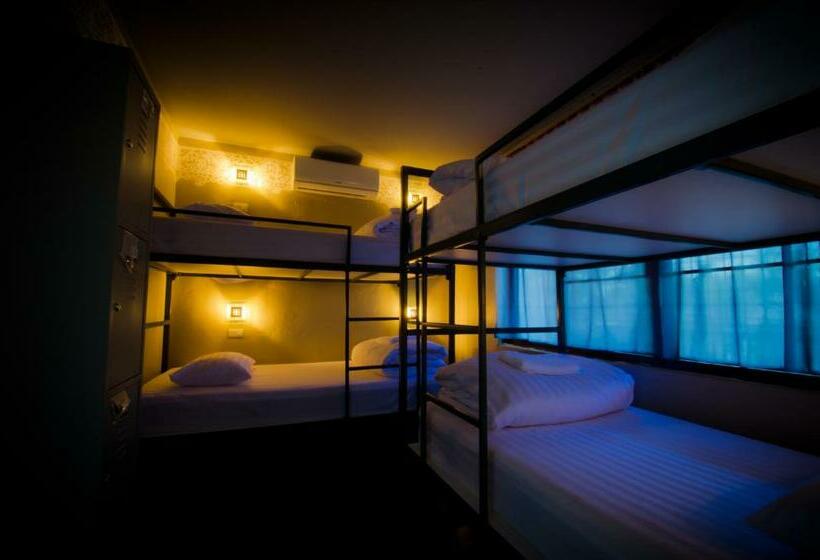 Номер Стандарт с Койками Совместная Ванная, Oh Dee Hostel