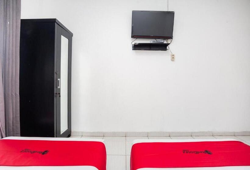Номер Стандарт, Reddoorz Syariah Near Grand Galaxy Park