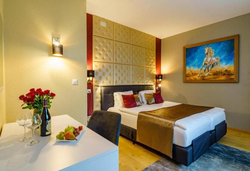 Апартаменты 1 Спальня с Террасой, Seeblick Smart Hotel Rössli