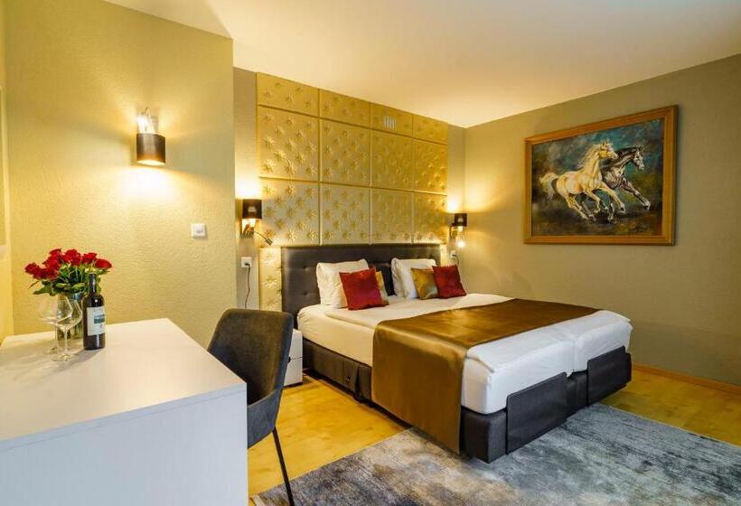 Апартаменты 1 Спальня с Террасой, Seeblick Smart Hotel Rössli