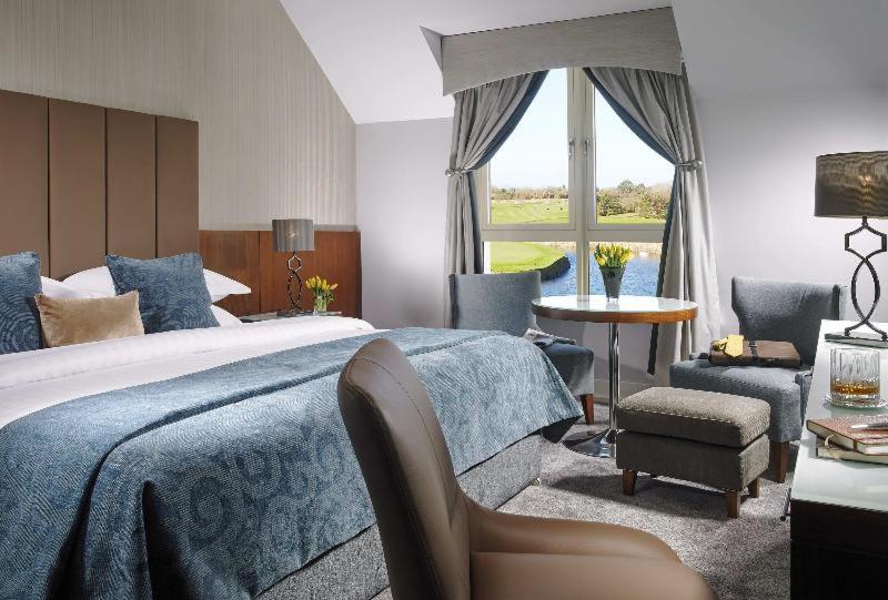 اتاق استاندارد, Castleknock