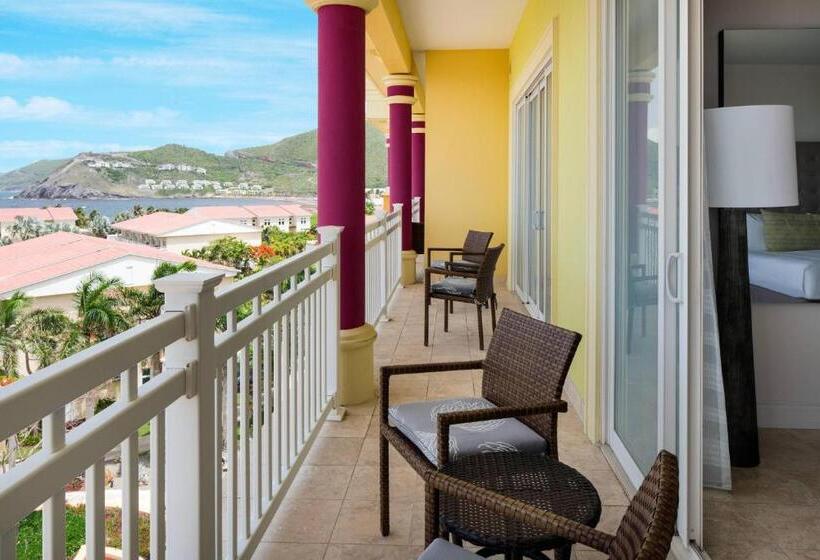 سوئیت رویال با چشم‌انداز زمین گلف, St. Kitts Marriott Resort & The Royal Beach Casino