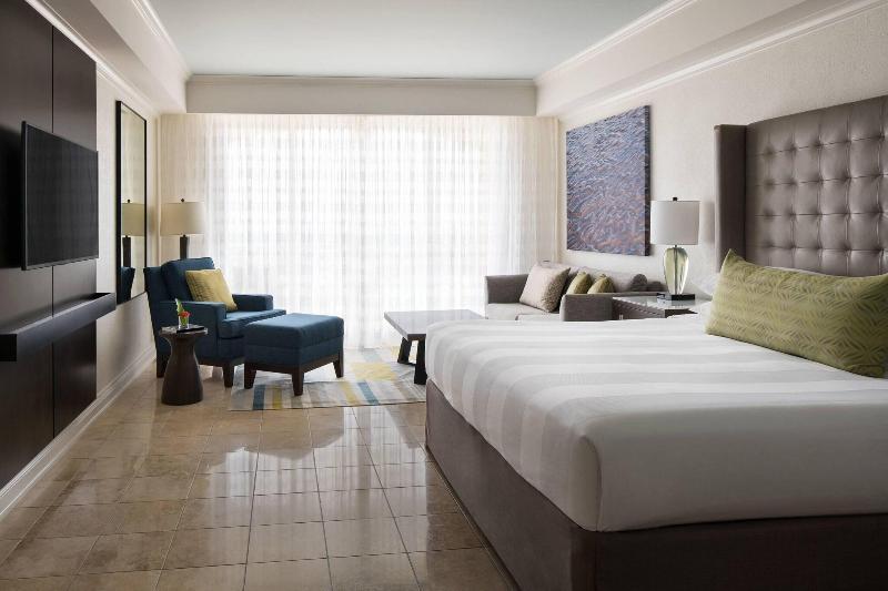 اتاق استاندارد با تخت بزرگ, St. Kitts Marriott Resort & The Royal Beach Casino