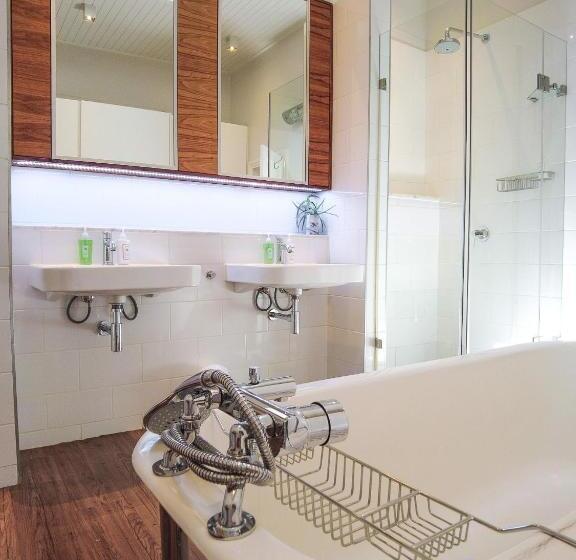 סוויטה דלוקס, Laanhof Victorian House Self Catering