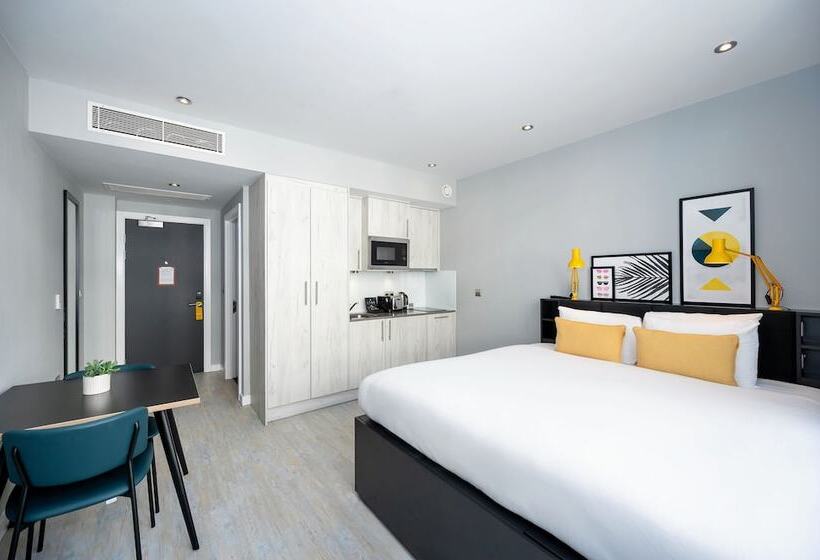 Студия Стандарт, Staycity Aparthotels Liverpool Waterfront
