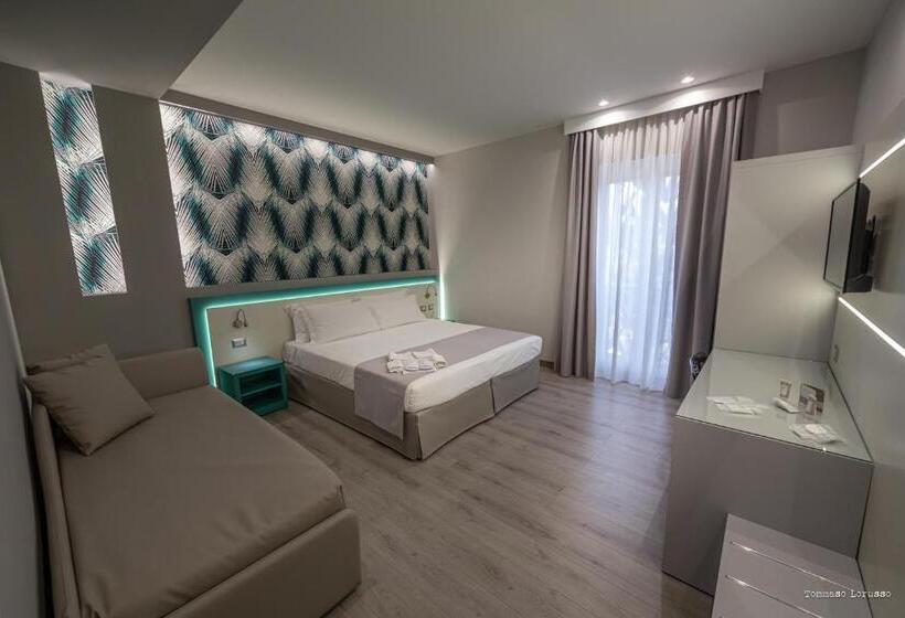 اتاق سوپریور, Holygold Suite