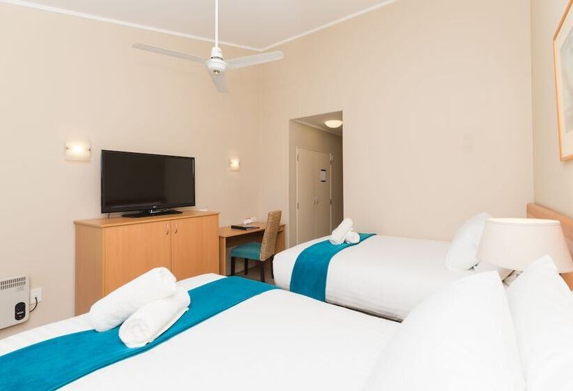 디럭스 룸 킹사이즈 침대, Copthorne Hotel & Resort Bay Of Islands