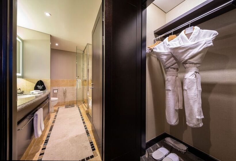 Апартаменты Superior 2 Спальни, Oakwood Premier Coex Center