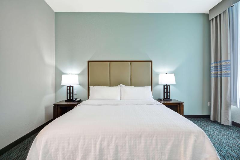 Апартаменты 1 Спальня, Millennium Court, Budapest  Marriott Executive Apartments