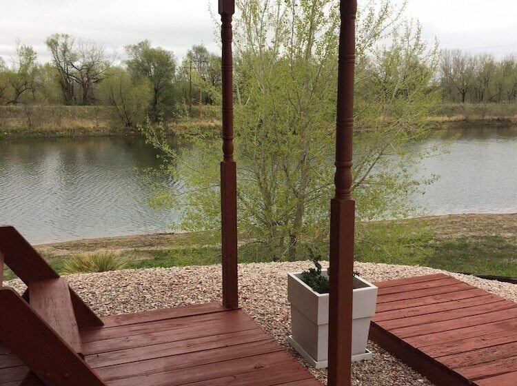 Хижина, South Platte Cabins & Kennels