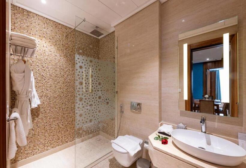 اتاق لوکس, Taj Jeddah Hotel Apartment