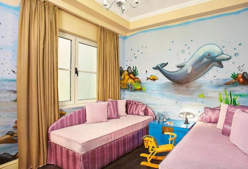 חדר משפחתי, Grecotel Pallas Athena